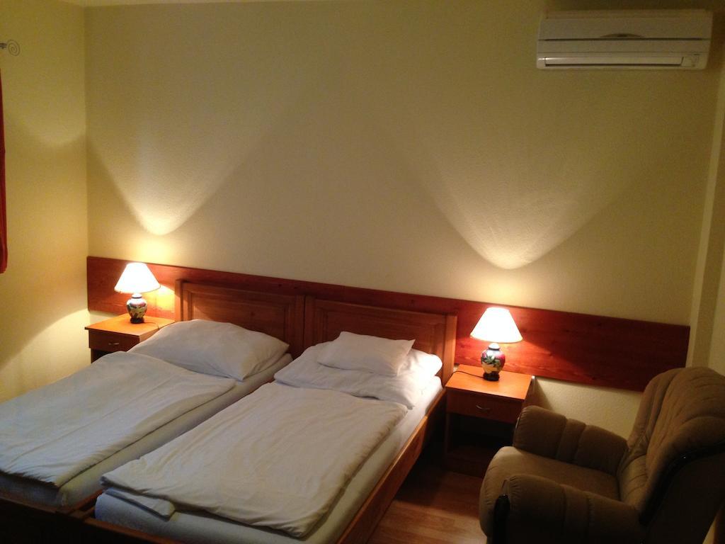 Bed and Breakfast Juhasz Fogado Фоньод Номер фото